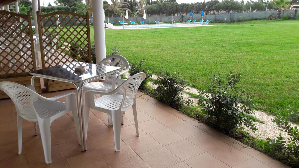 Agliado Villa Platamona Exterior photo
